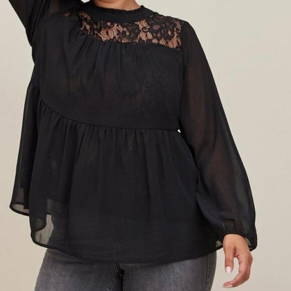 Torrid Women's Plus Black Long Sleeve Lace Trim Tierd Top/Blouse 1X NWT - Picture 1 of 10